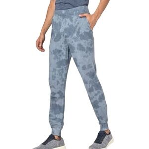 SKECHSWEATS MENS DIAMOND DYE EXPEDITION JOGGER Large